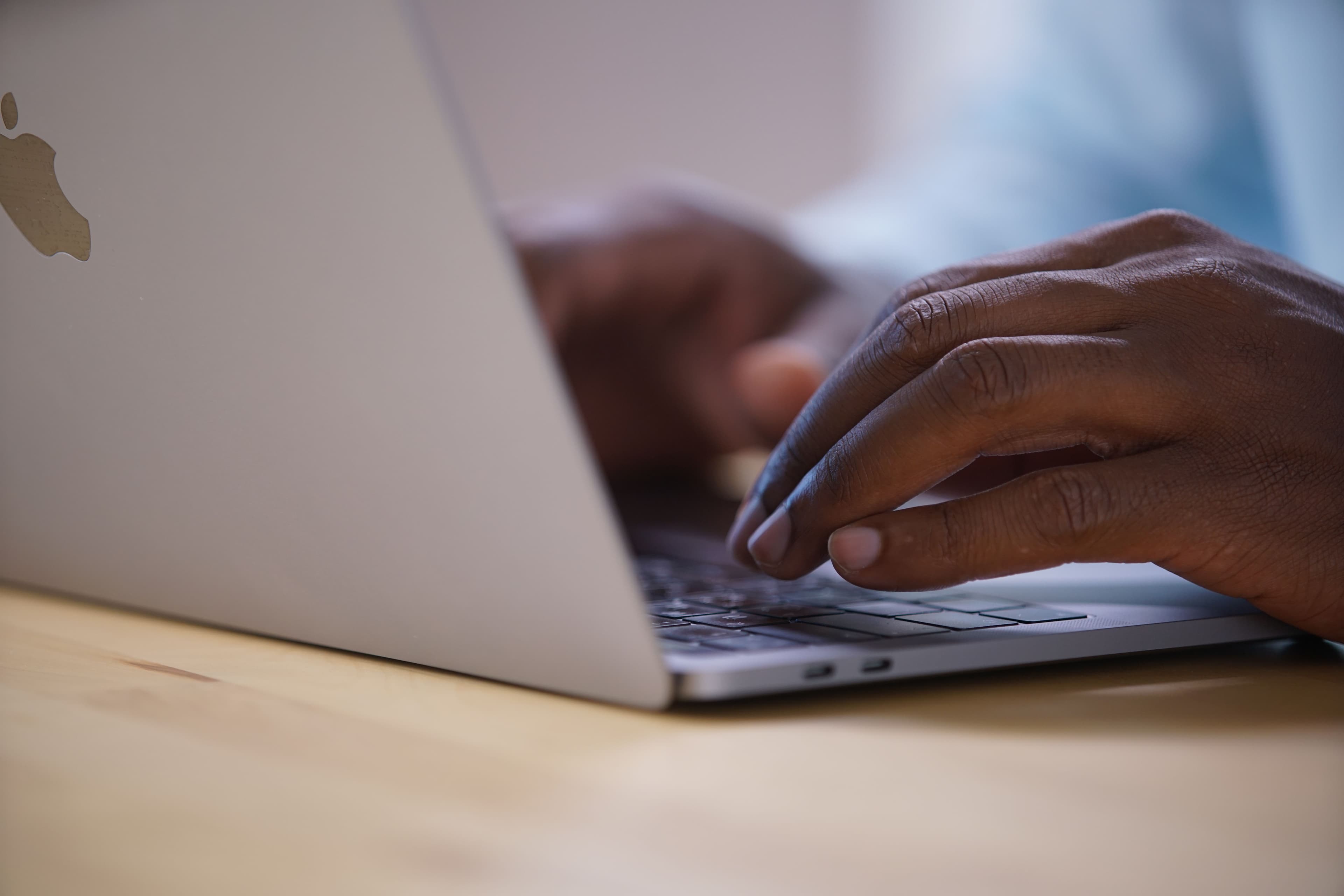Series B Tech Founder: Google Page 1 De-ranking of Obsolete Blog